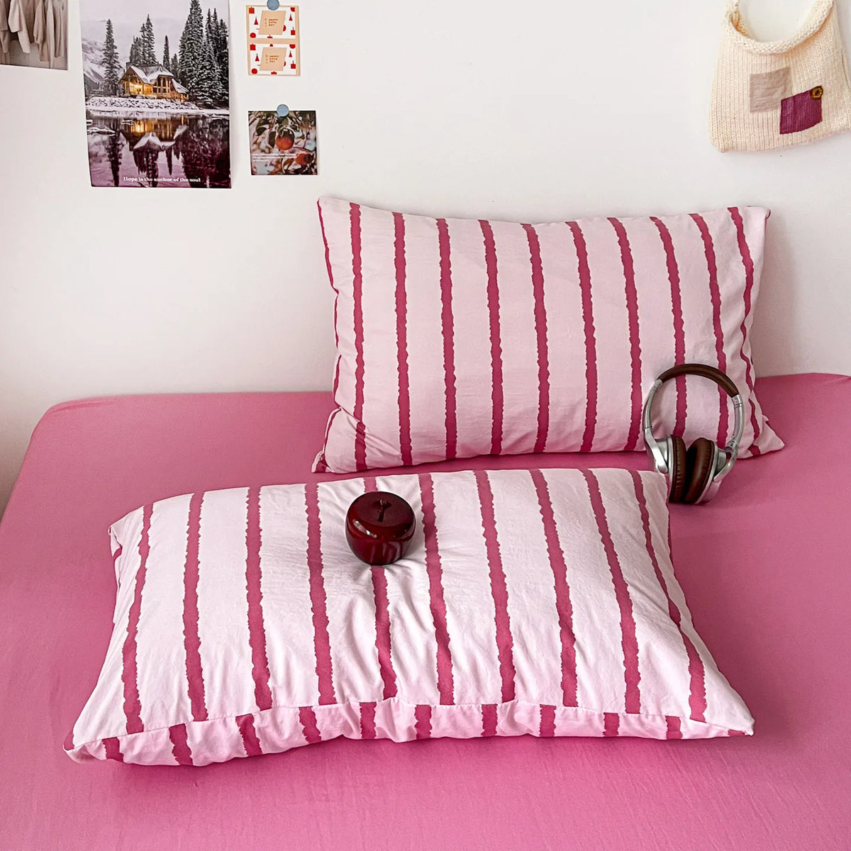 Thin Striped Duvet Cover Set (includes duvet cover + pillowcases 3pcs)