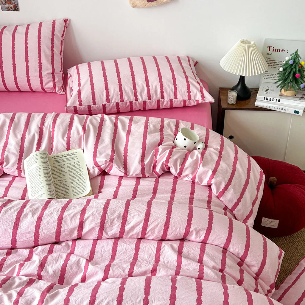 Thin Striped Duvet Cover Set (includes duvet cover + pillowcases 3pcs)