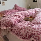 Velvet Leopard Print Duvet Cover Set (includes Duvet Cover + Flat Bed Sheet + Pillowcases 4Pcs)