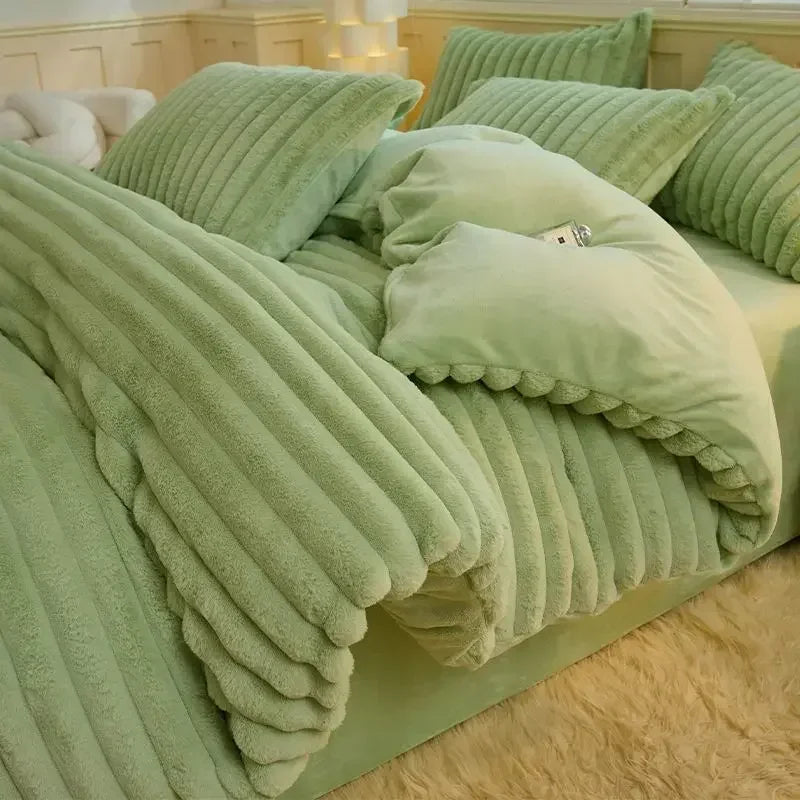 Plush Duvet Cover Set | Double-sided Velvet(includes duvet cover + pillowcases 3pcs)