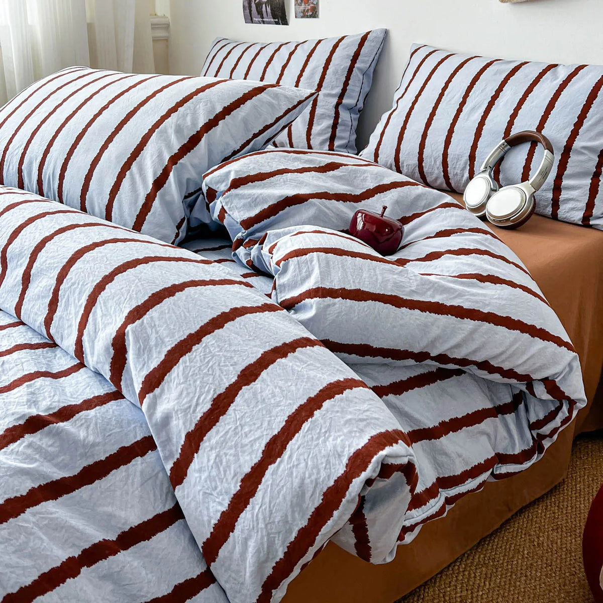 Thin Striped Duvet Cover Set (includes duvet cover + pillowcases 3pcs)
