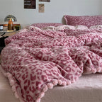 Velvet Leopard Print Duvet Cover Set (includes Duvet Cover + Flat Bed Sheet + Pillowcases 4Pcs)