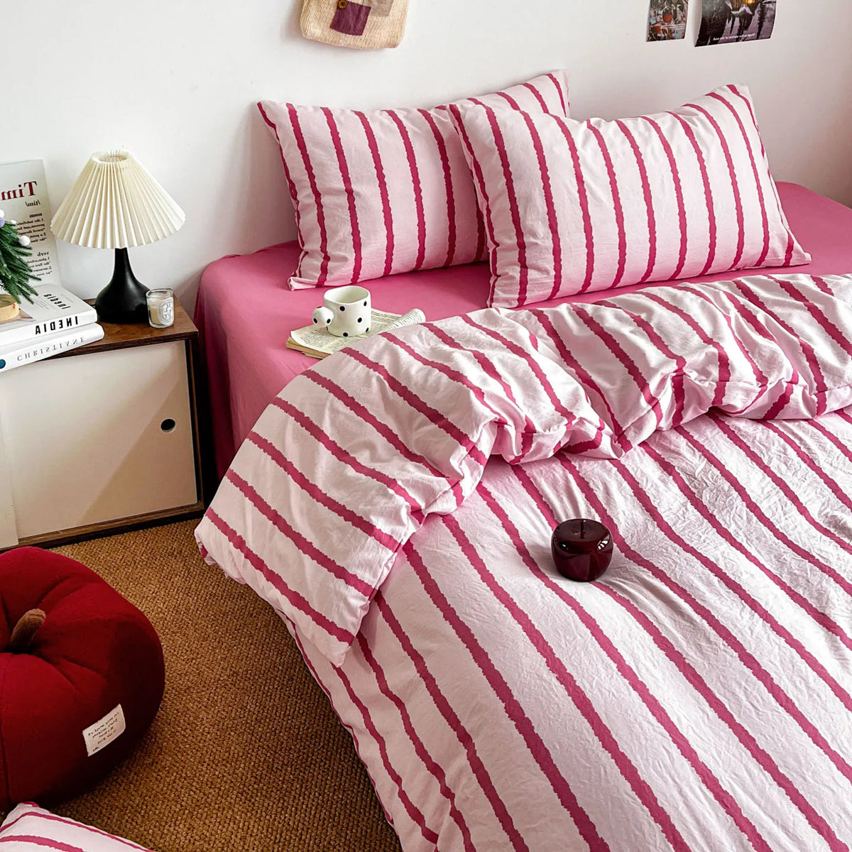Thin Striped Duvet Cover Set (includes duvet cover + pillowcases 3pcs)