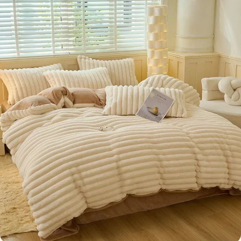 Plush Duvet Cover Set | Double-sided Velvet(includes duvet cover + pillowcases 3pcs)